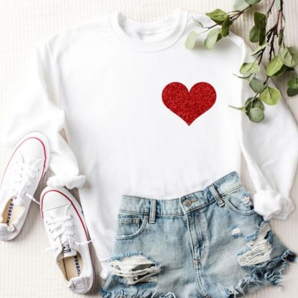 Red glitter heart white graphic sweatshirt